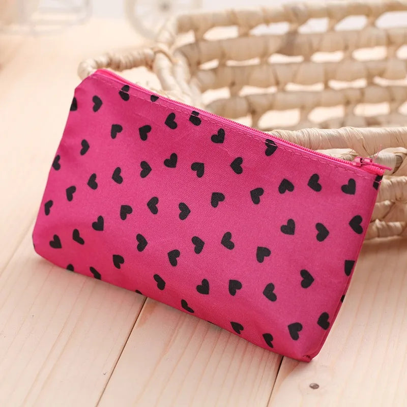 Pure Elegance | 1Pcs 18.5*11cm Hot Mini Heart Makeup Bag Women Portable Lipsticks Cosmetic Storage Pouch Ins Clear Ctue Small Make Up Bag RED ROSE