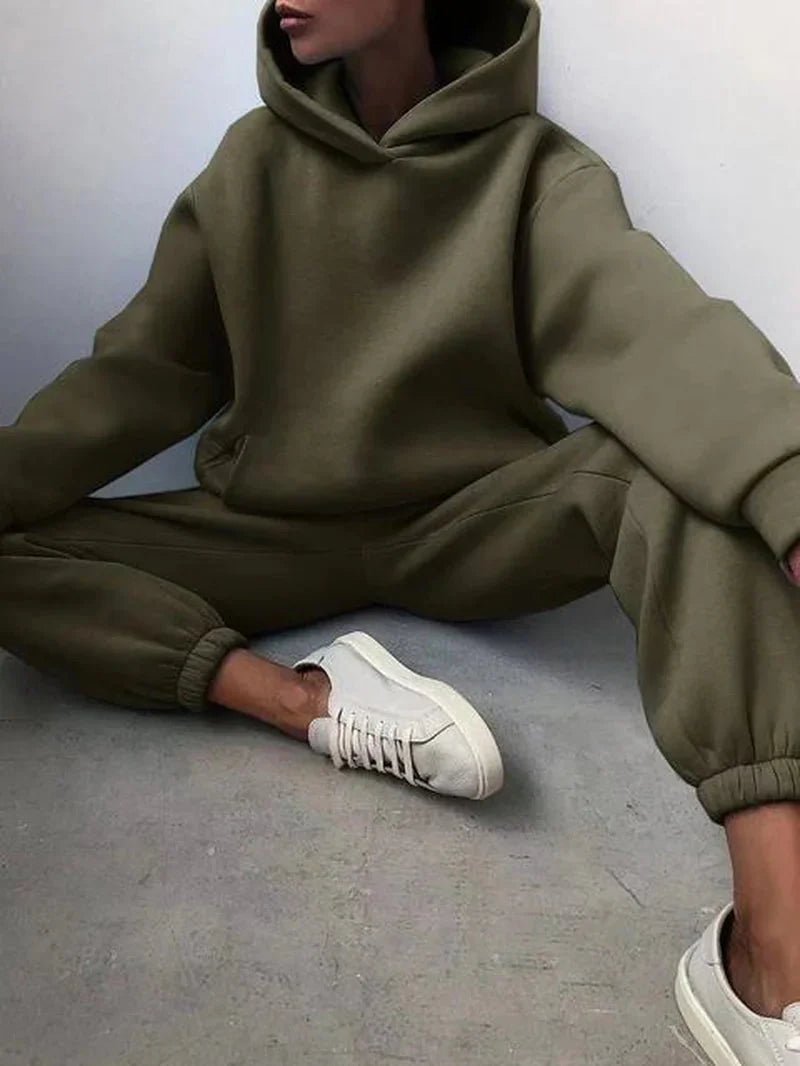 Pure Elegance | Two-Piece Tracksuit Set Military Green